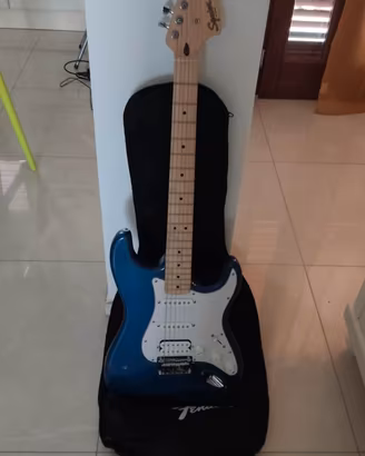 Chitarra fender Stratocaster nuova