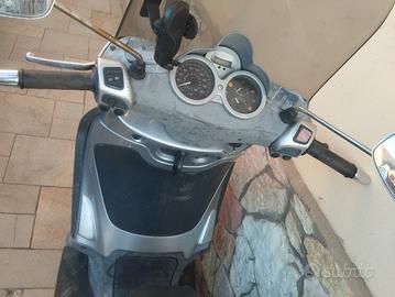 Beverly 250 ie