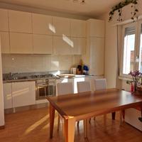 Luminoso bilocale ristrutturato - Pero