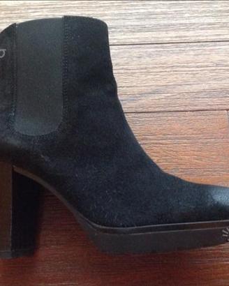 Stivali neri tronchetto donna janet & janet