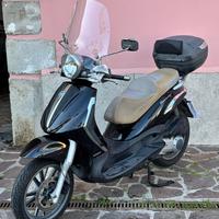 Piaggio Beverly 300 Tourer