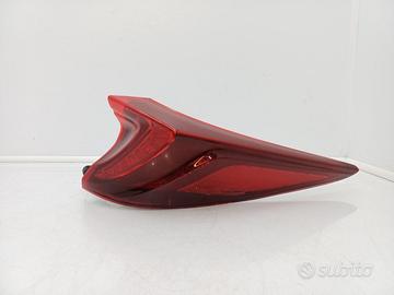 Faro fanale stop posteriore dx toyota prius iv phv