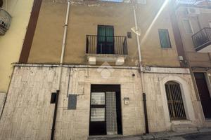 CASA INDIPENDENTE A CANOSA DI PUGLIA