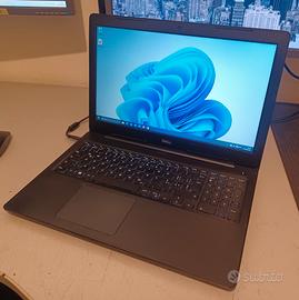 Notebook Dell 15.6” i7 ram 16 gb W.11 pro