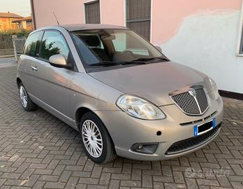 Lancia Ypsilon 1.3 MJT 16V 95 CV 5 porte S&S Silve