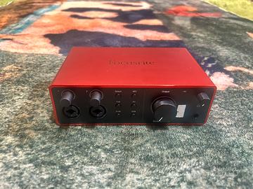 Focusrite Scarlett 4i4 4th gen