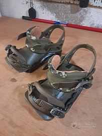 Attacchi snowboard Salomon District