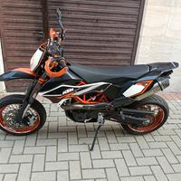 KTM 690 SMC R