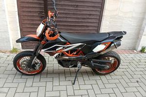 KTM 690 SMC R
