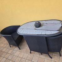 Tavolino in rattan sintetico