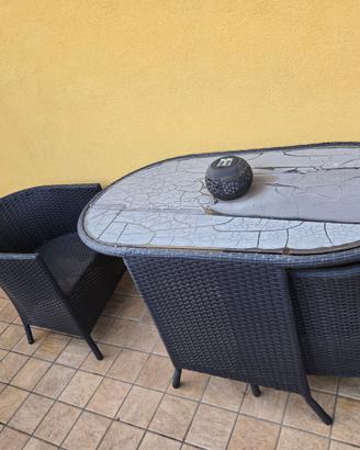 Tavolino in rattan sintetico