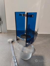 Portascopino blu in vetro