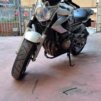 Yamaha XJ6 