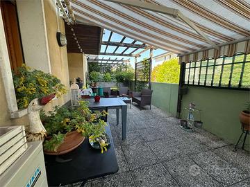 Mirano, primo piano con terrazzo abitabile; 3 came