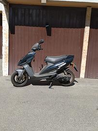 malaguti phantom f12 50cc