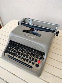 macchina da scrivere vintage studio 44