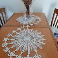 Centrotavola lavorato a mano