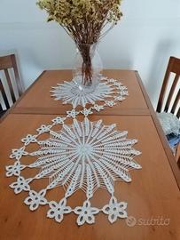 Centrotavola lavorato a mano