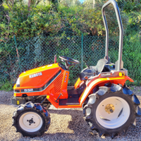 Trattore Kubota B-52