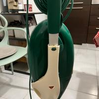 Aspirapolvere folletto VK135 con battitappeto e