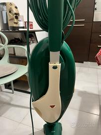 Aspirapolvere folletto VK135 con battitappeto e