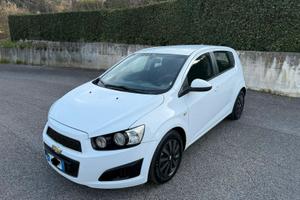 Chevrolet Aveo 1.2 Benzina NEOPATENTATI-Navigatore