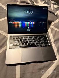 MacBook Pro 13" Apple M1 2020 8GB RAM 512 GB SSD