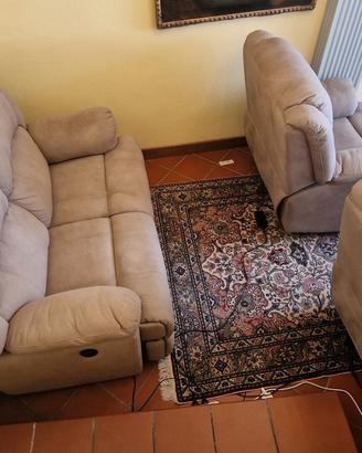 Divano e poltrone alcantara reclinabili elettriche