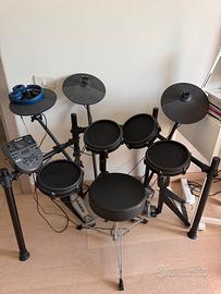 ALESIS Nitro Mesh Kit batteria elettronica