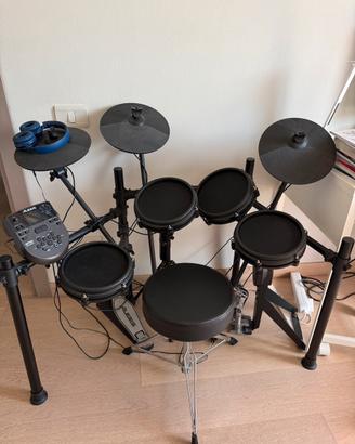 ALESIS Nitro Mesh Kit batteria elettronica