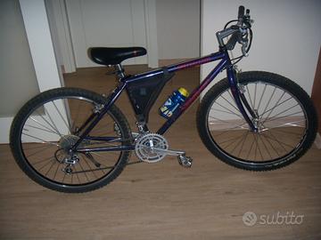 SPECIALIZED stumpjumper