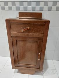 Comodino inl legno con piano in vetro