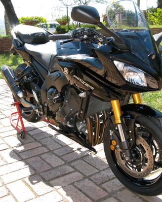 YAMAHA FAZER 8