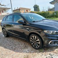 Fiat tipo sw nero cinema
