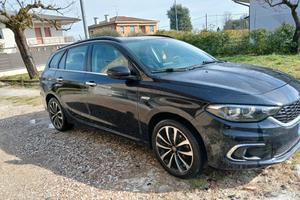 Fiat tipo sw nero cinema