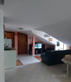 Appartamento mansardato con terrazzo