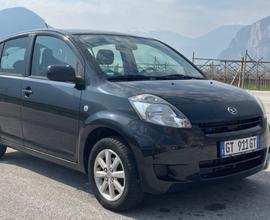 DAIHATSU SIRION 1.3 BENZINA 5 PORTE 4X4 - 2011
