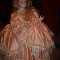 Bambola di porcellana