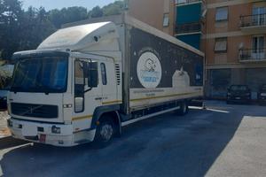 Autocarro volvo fl 250