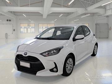TOYOTA YARIS HYBRID BUSINESS MY21 5 PORTE BERLINA