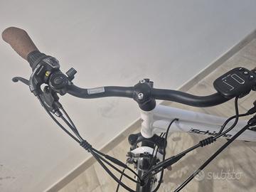 Bicicletta donna elettrica