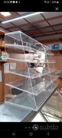 Espositore in plexiglass