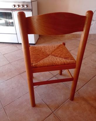 Sedie in legno massello 