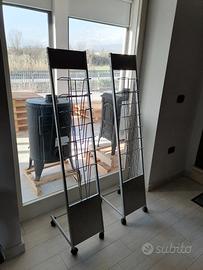 Porta Dépliant con ruote 