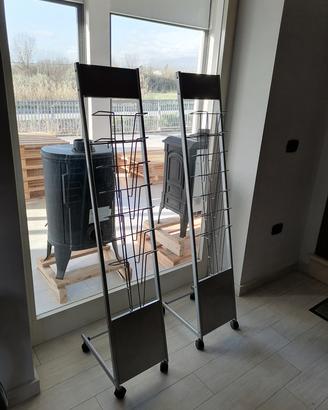 Porta Dépliant con ruote 