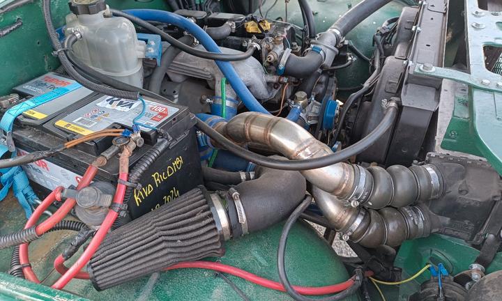 UAZ  2.5 TDI  DAKAR Martorelli preparata 5 marce