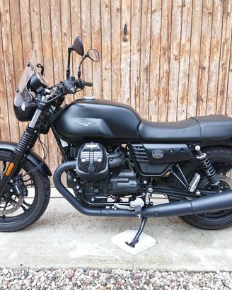 MOTO GUZZI V7 III STONE