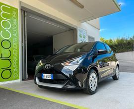 Toyota Aygo 1.0 x-play 72cv GARANZIA 24 MESI PROMO