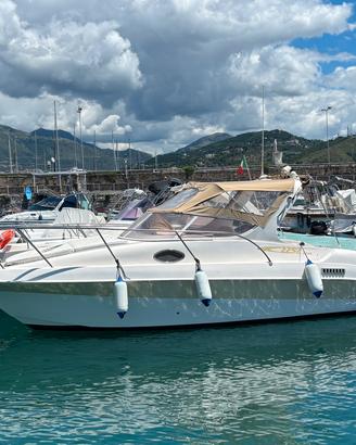 Mano marine 22,52 Cabin con motore Diesel 200cv