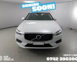 VOLVO XC60 B4 (d) AWD Geartronic Business Plus